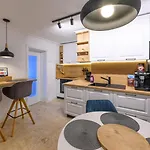 Five Stars Apartament