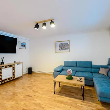 Апартаменти Five Stars