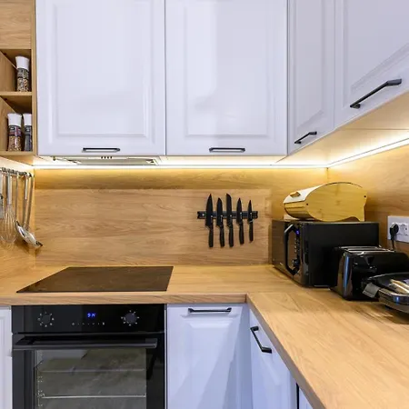 Five Stars Apartment