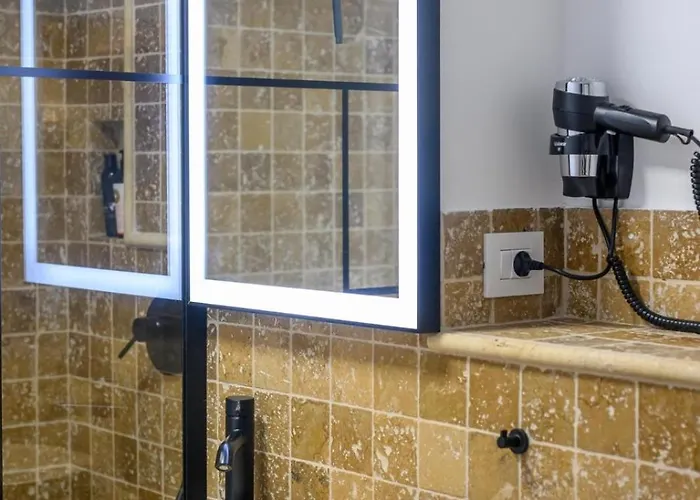 Апартаменти Five Stars