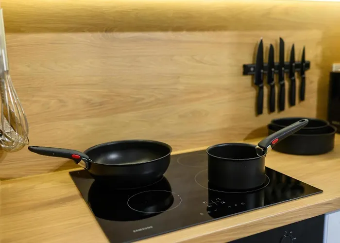 Апартаменти Five Stars *